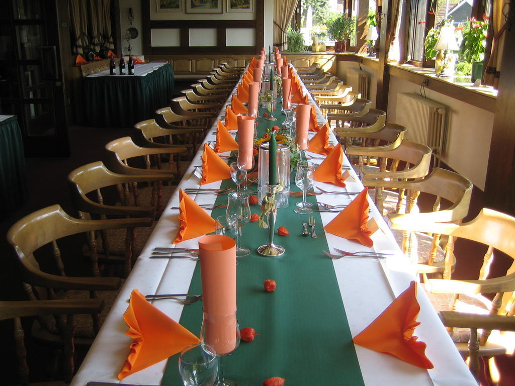 Landhotel Weinhaus Treis Weinaehr Bagian luar foto