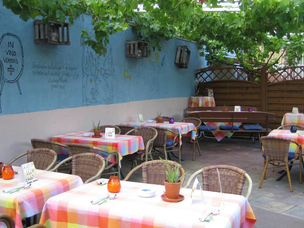 Landhotel Weinhaus Treis Weinaehr Bagian luar foto