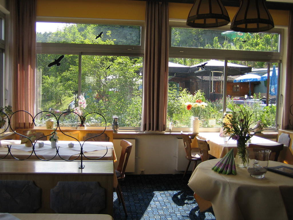 Landhotel Weinhaus Treis Weinaehr Bagian luar foto